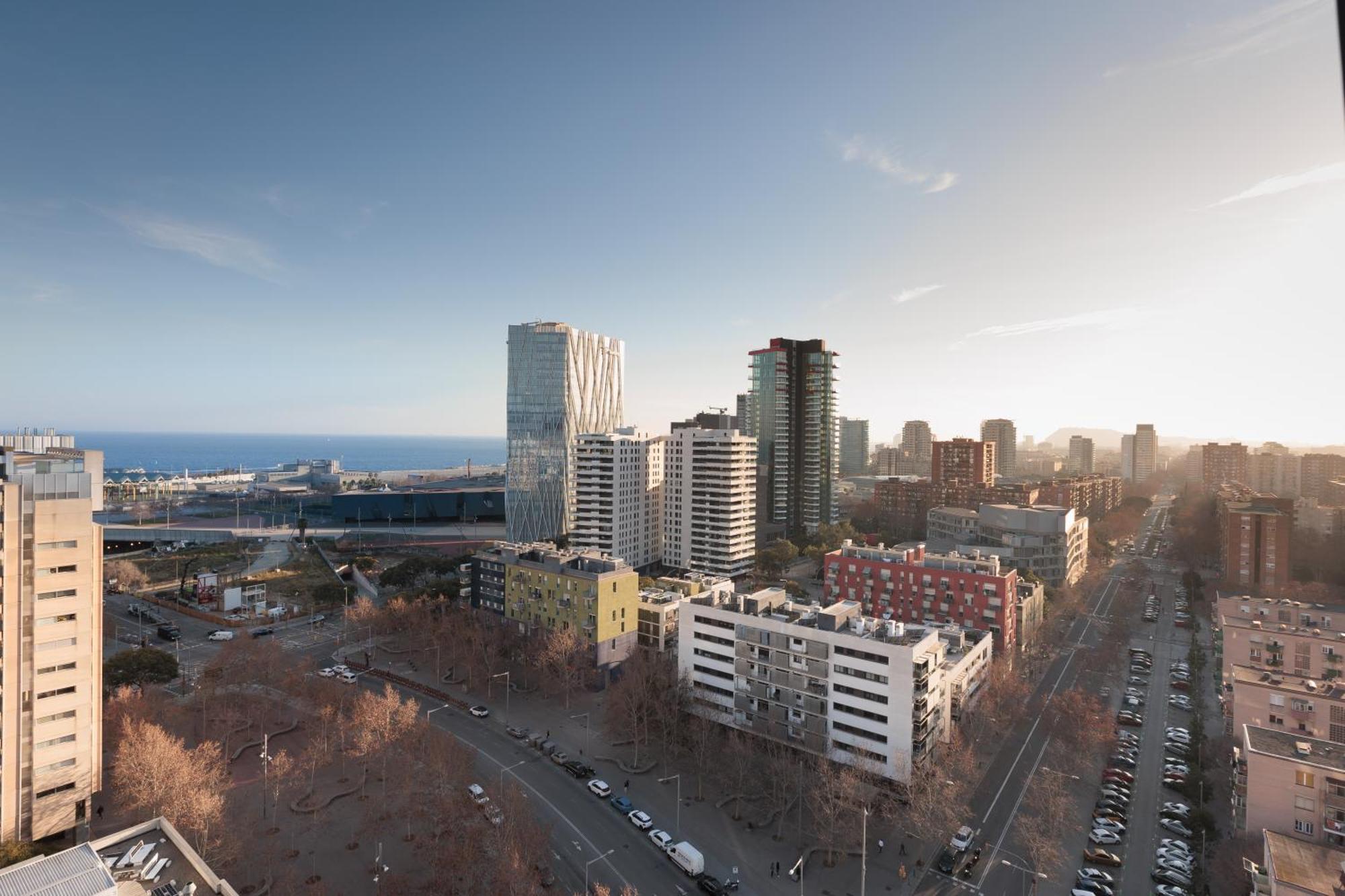 Отель Tembo Barcelona Сан-Адриан-де-Бесос Экстерьер фото